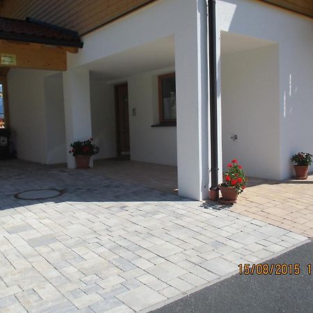 Penthousewohnung Mit Garten Sauna Pool Maishofen Room photo